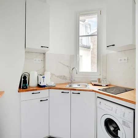 Charming Near The Eiffel Tower - Mobility Lease *