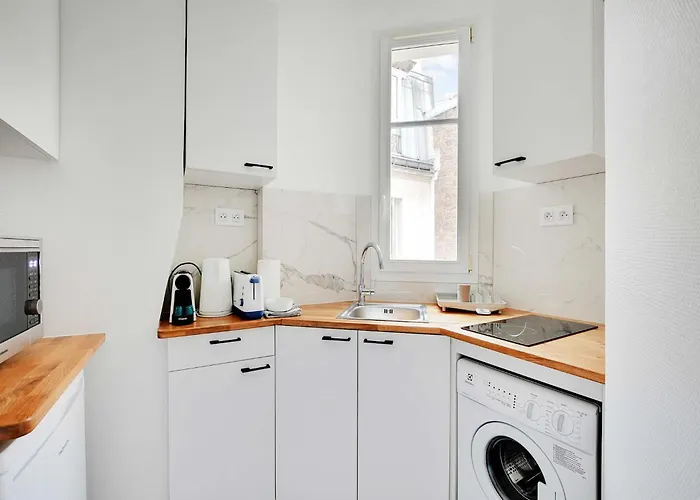 Charming Near The Eiffel Tower - Mobility Lease *